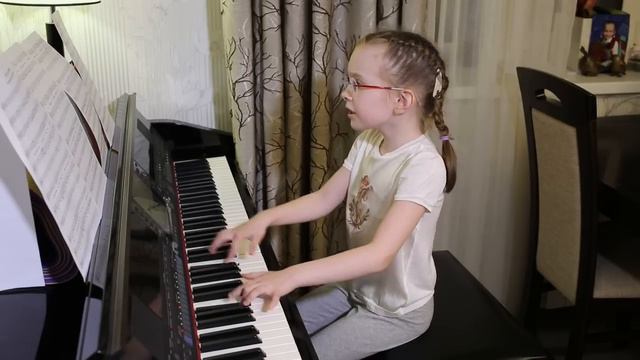 НЕ ДЛЯ МЕНЯ ...(Казачья народная) Дети поют. Виктория Викторовна. 7 лет. смотреть онлайн