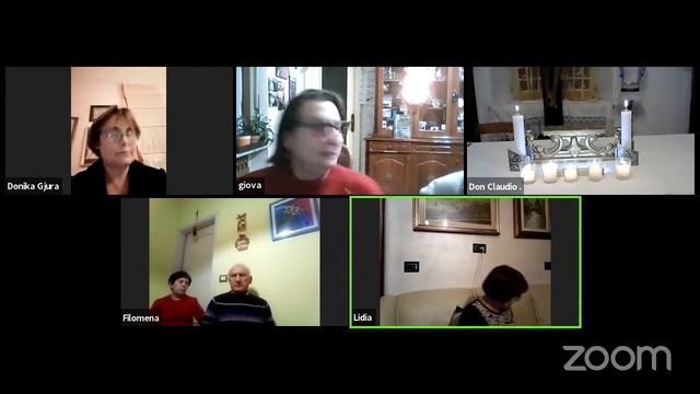 Sala riunioni personale di Don Claudio . смотреть онлайн