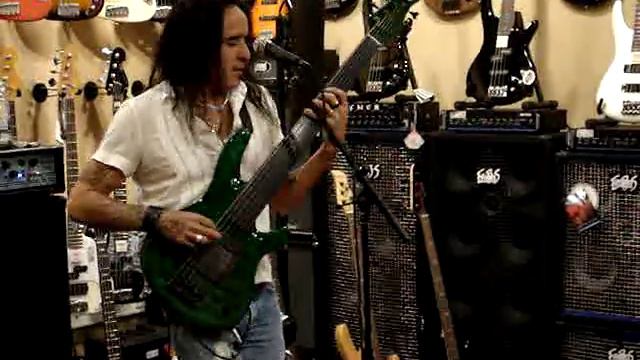 Marco Mendoza - Yamaha @ 4Sound Musikhuset Aage Jensen смотреть онлайн