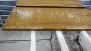 Покраска дубовых фасадов по шагово. Тонировка - грунт - патина - лак.