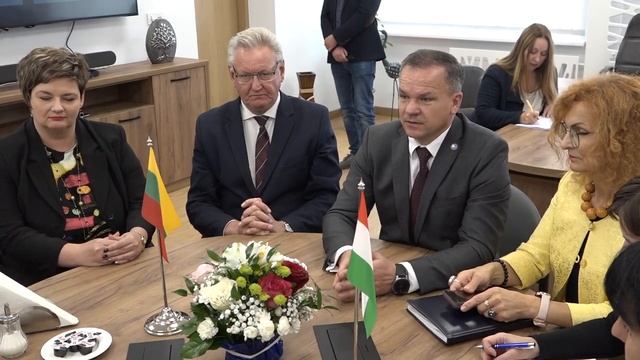 Висагинас посетили представители посольства Венгрии смотреть онлайн