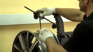 Правка и раскатка литых дисков