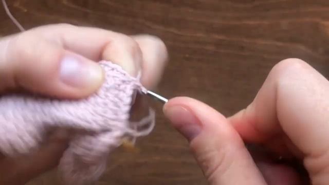 Мастер Класс Амигуруми Мишка крючком. Часть 5 - Тело. Ввязываем ножки и ручки смотреть онлайн