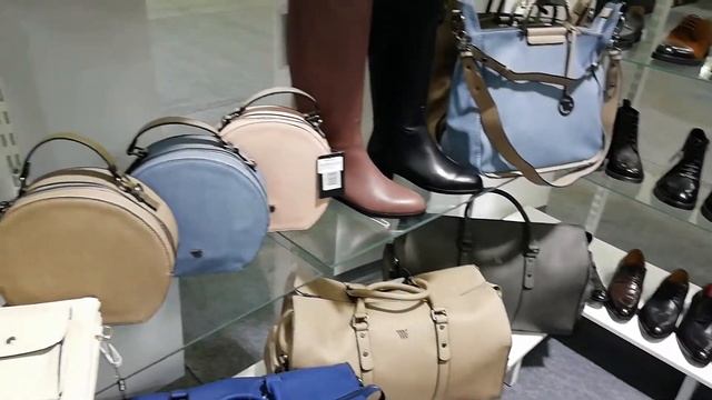 Сумки Vera Victoria Vito, новая коллекция сумок на выставке смотреть онлайн