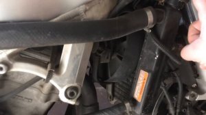 Suzuki GSX 600 r Замена антифриза