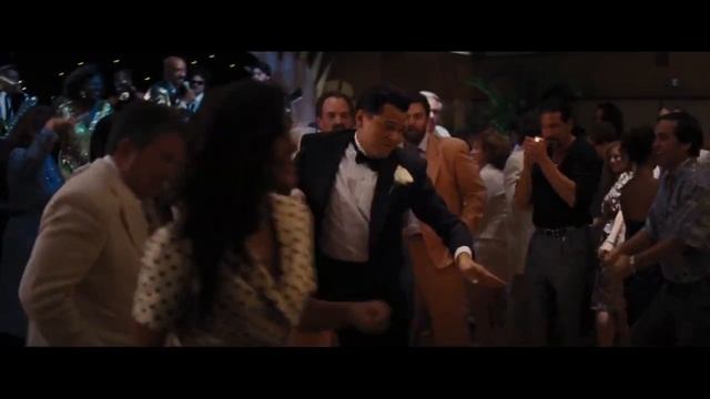 El lobo de wall street bailando смотреть онлайн