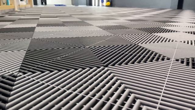 Detailing Studio Goals! We transformed this unit using our self draining tiles & hex led lights смотреть онлайн