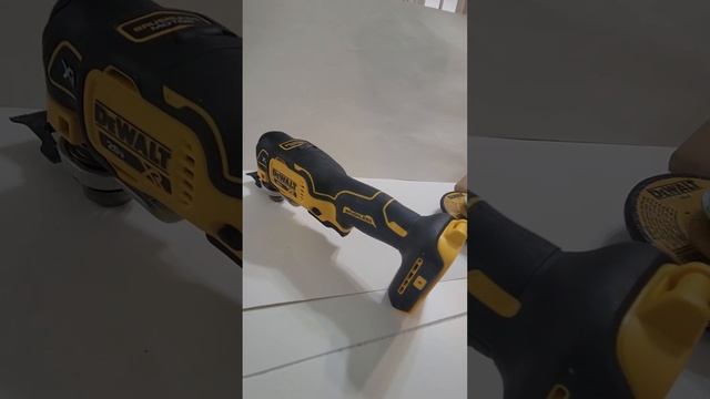 Dewalt Free Tools With A Combo Kit Is It Really Worth It ?? Like And Subscribe смотреть онлайн