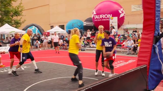 ZELMER 3x3 QUEST Łódź, Skrót смотреть онлайн
