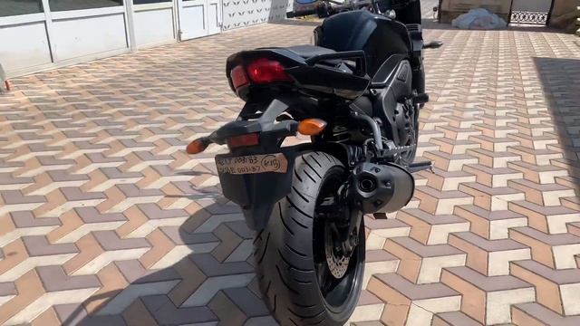 Yamaha FZ1 смотреть онлайн