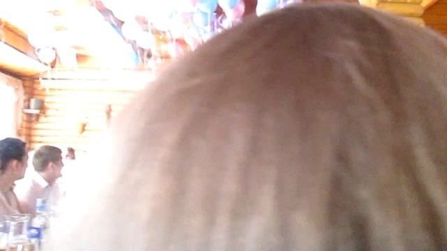 Подарок от папы. Папа поёт на свадьбе дочери смотреть онлайн