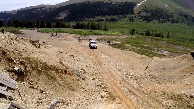 TOYOTA VS JEEP OFF ROAD COLORADO WALDORF MINE смотреть онлайн