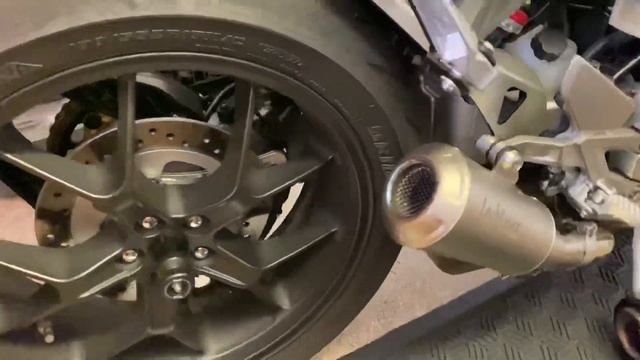 LeoVince LV10 Titanium Slip On HONDA CB1000R 2020