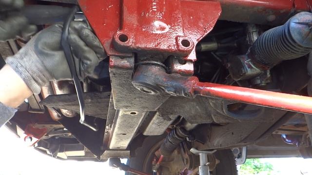 Ремонт Підвіски ІВЕКО: Заміна Наконечників Рульових Тяг Iveco Daily II. Посилка з інтернет магазину смотреть онлайн