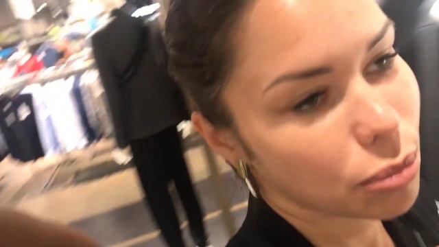 Байеры компании PIONEER STYLE в торговом центре Rinascente в Милане! смотреть онлайн