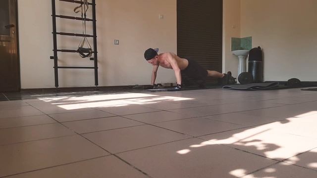 Сегодня 72 из 100 =( Несгибаемое намерение. Отжимания "Путь к 100". смотреть онлайн