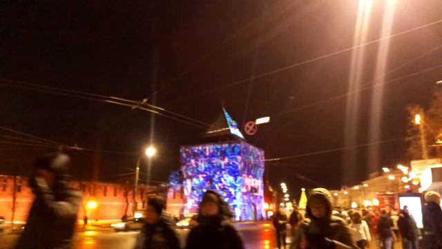 2021. Новогоднее лазерное шоу на Дмитриевской башне Нижегородского кремля (2). смотреть онлайн
