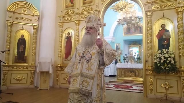 Слово митрополита Константина после богослужения в праздник Рождества Христова. 07.01.2023 смотреть онлайн