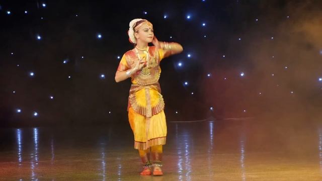 Выступление в ДКП ИНДИЙСКИЙ ТАНЕЦ ПУРНАМИ И БИНГО смотреть онлайн