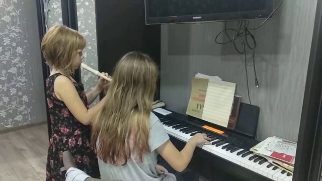 Дуэт песенка про ёлочку смотреть онлайн