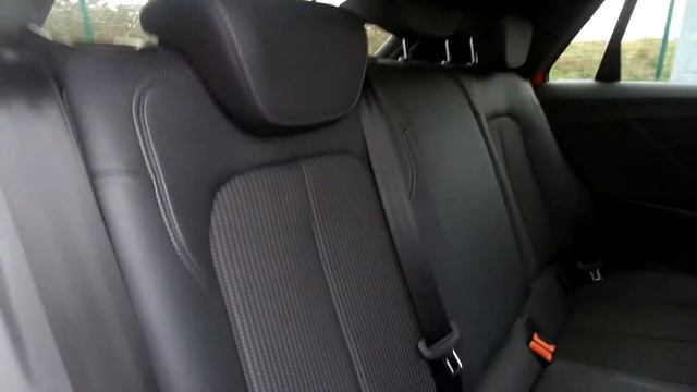 NJ20EUW Audi Q2 Black Edition 35 TFSI 150 PS 6-speed смотреть онлайн