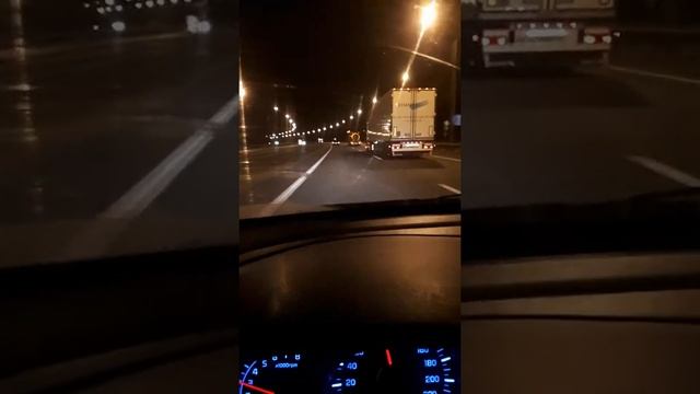 МОСКВА Челябинский Екатеринбург Санкт-петербург?? смотреть онлайн