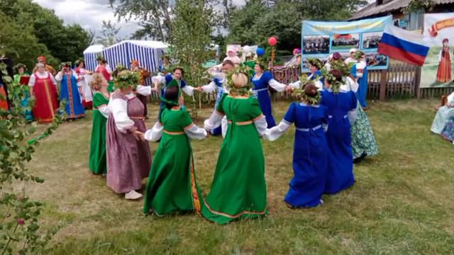 Фольклорный праздник " Зелёные святки на Бровской земле " смотреть онлайн