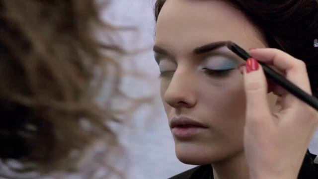 Мастер-класс c Анастасией Куратовой по новогоднему макияжу c косметикой Make-up-studio смотреть онлайн