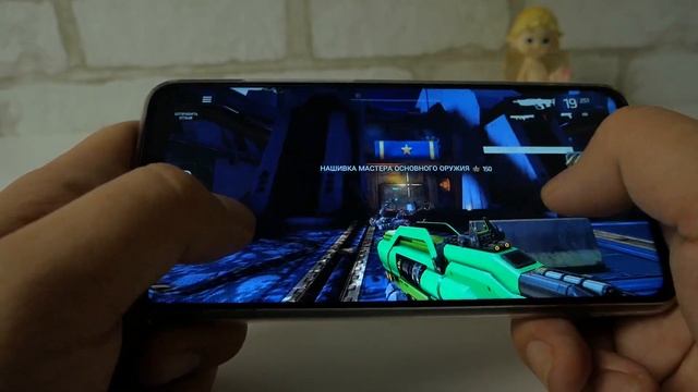 Honor 8x - как идут игры ,тянет или нет? смотреть онлайн