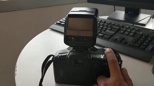Minolta 3200i Flash for AF Film camera смотреть онлайн