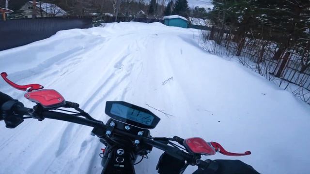 СКУТЕР WHITE SIBERIA PRO 2WD 4000W. ТАНК СРЕДИ ЭЛЕКТРО