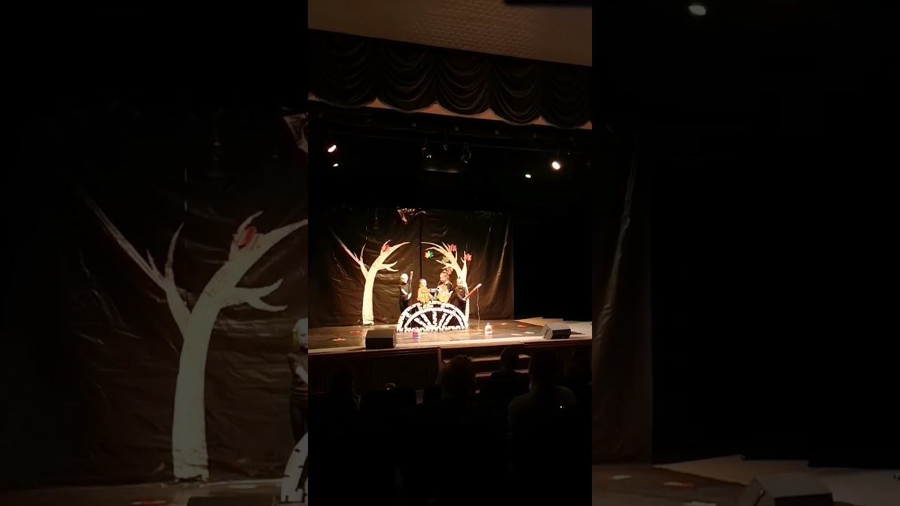 Фрагмент спектакля "Как поймать облако" смотреть онлайн