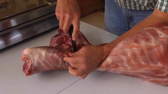 How to Quarter a Feral Hog Game Prep Week смотреть онлайн