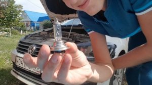 Поло седан - замена лампы ближнего света