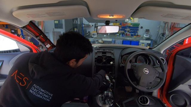 Sony XAV-AX5000 Install In Nissan Dualis. смотреть онлайн
