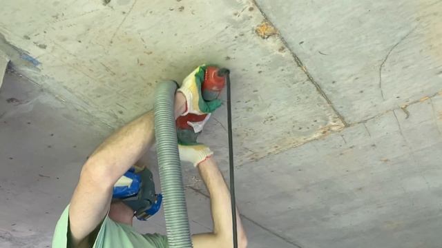 Шлифовка бетона, стык опалубки на потолке в Минске +375 29 6202153 смотреть онлайн
