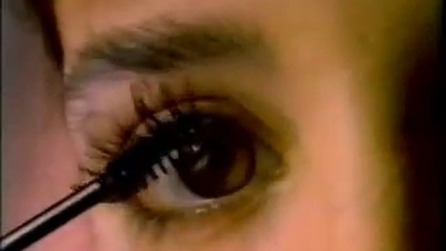 Maybelline Great Lash mascara ad from 1988 смотреть онлайн