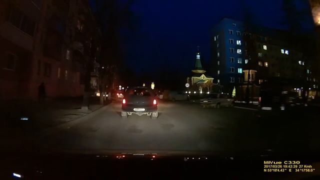 mio c330 видеорегистратор ночная съемка. смотреть онлайн