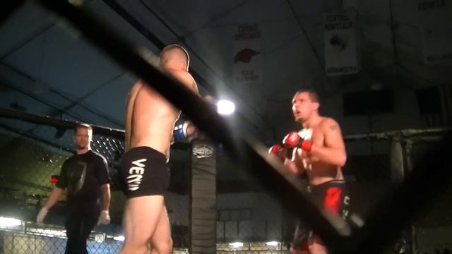 Derek Martin Vs Eric Lyon  155lb Title Fight
