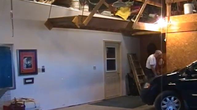 Shop Storage Above Workshops with Access Via My "Electric Stairs" смотреть онлайн