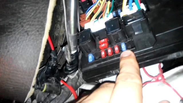 Da marcha el Tiida pero no arranca,se enciende el testigo PS,bomba de gasolina no funciona|SOLUCIÓN смотреть онлайн