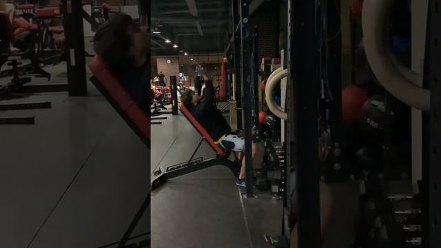 Жим штанги сидя под углом смотреть онлайн