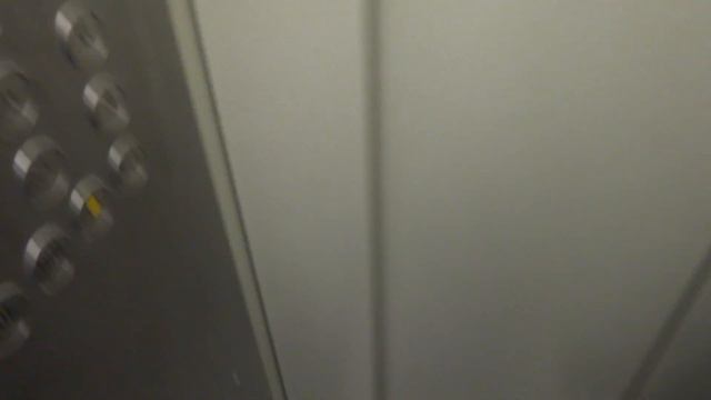 Пассажирские лифты (г. Химки), V=1 м-с, г-п 400 кг (216), в лифте вместо зеркала школьная доска смотреть онлайн