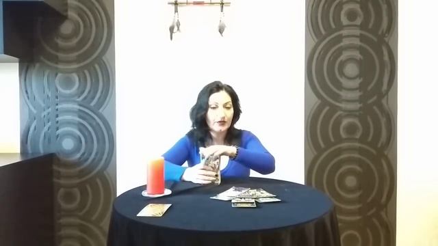 Онлайн расклад: "Стоит ли мне ему написать ?" смотреть онлайн