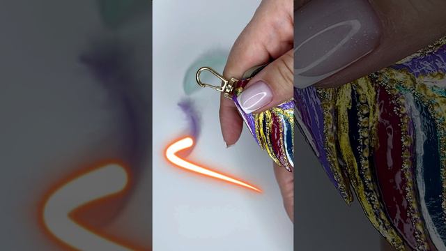 Амулет Перо павлина