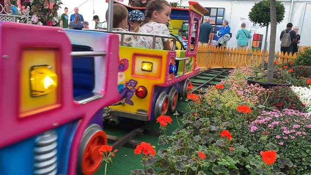 Herbstfest di alt fabrik: Das GEWA-Bähnli ist wieder da! смотреть онлайн