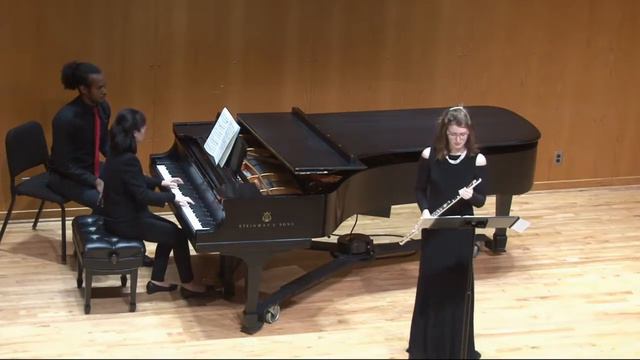 Francois Devienne -- Concerto No. 7 in E minor -- Mvmt III смотреть онлайн