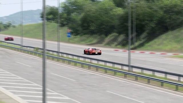 Ford GT vs Ferrari LaFerrari at Miseluk Drag 1-na-1 смотреть онлайн