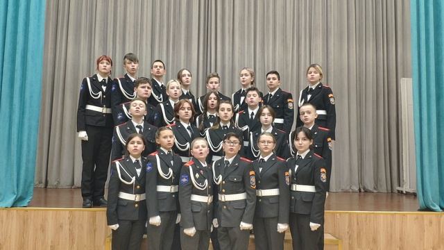 Хоровой коллектив 7 Н "Служить России" смотреть онлайн