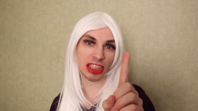 Что девушки дарят парням на 23-ье февраля?!) смотреть онлайн